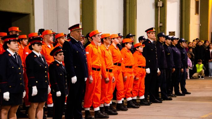 Bomberos de Villa María celebraron su día y el 74° aniversario de la entidad