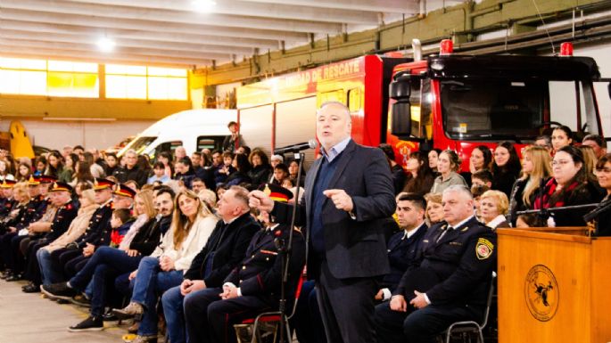 Bomberos de Villa María celebraron su día y el 74° aniversario de la entidad