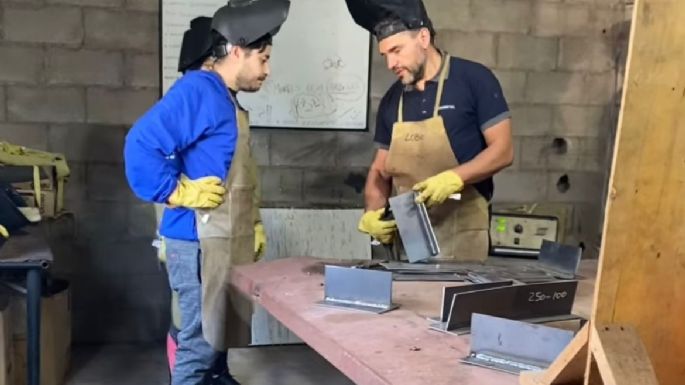 Realizan nuevo taller gratuito de soldadura y manejo de herramientas de mano