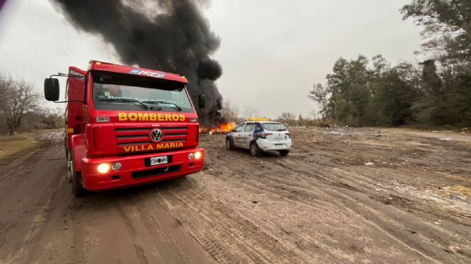 Jornada activa para Bomberos: dos accidentes y un incendio de magnitud