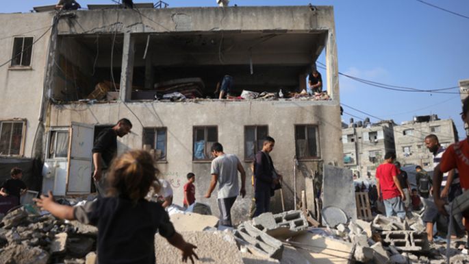 Al menos 10 muertos en un bombardeo israelí contra una escuela al norte de Gaza