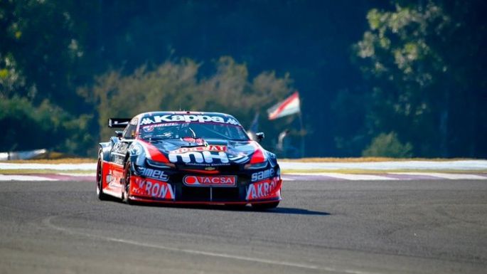 Canapino se quedó con la pole