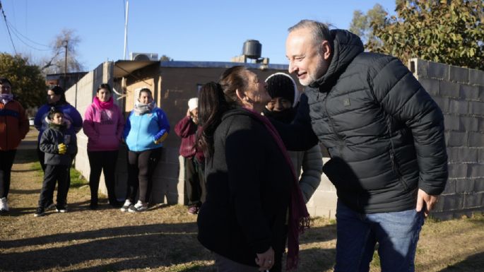 “Estamos haciendo arreglo de calles con materiales que permitirán una mayor durabilidad"