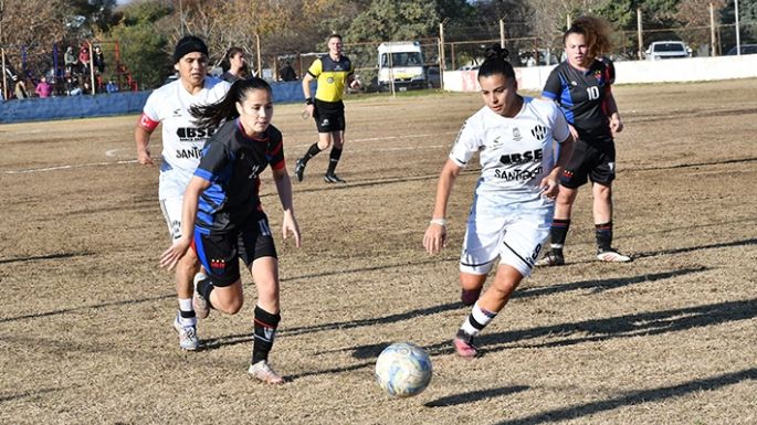 Universitario ya conoce a los jueces para su visita a Santiago del Estero