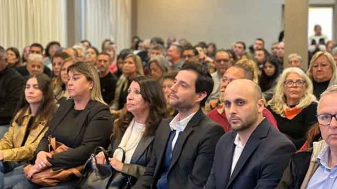 Asumieron las nuevas autoridades vecinales