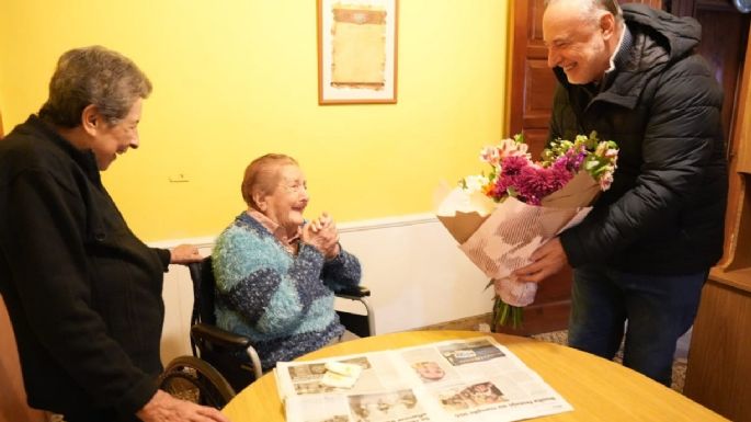 Accastello saludó a Rosita por su cumpleaños 104
