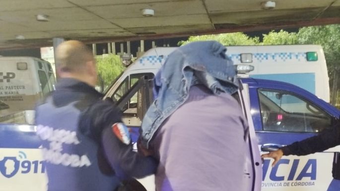 Insultos y discusiones en la noche derivó en dos detenciones
