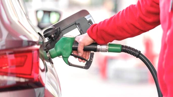 Cayó en junio la venta de combustibles