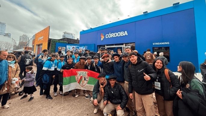 Estudiantes cordobeses en la expo
