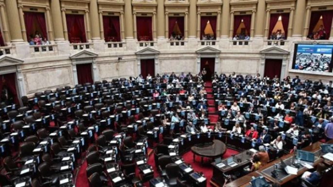 Trabajan de cara a una sesión  para tratar varios proyectos