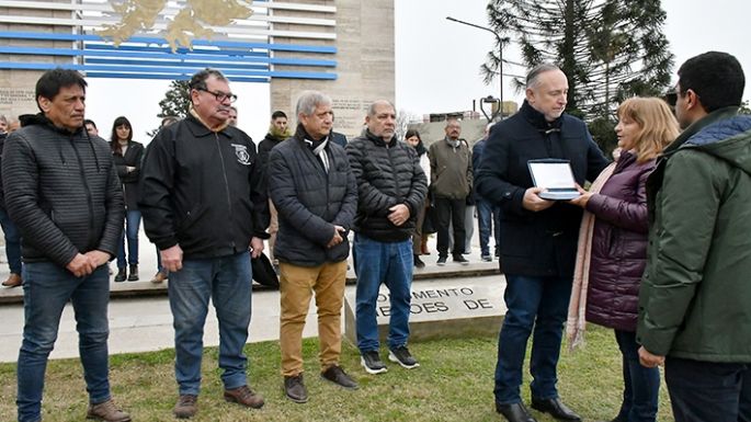 El adiós a un héroe
