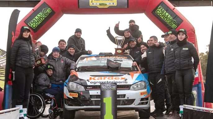 Los hermanos Giraudo festejaron en el Rally