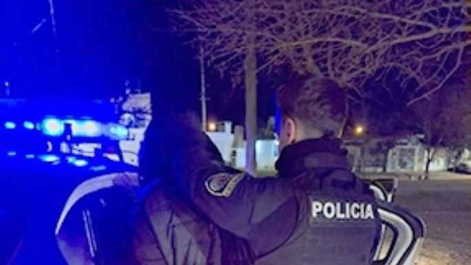 Intentó fugarse de la Policía y dañó un móvil