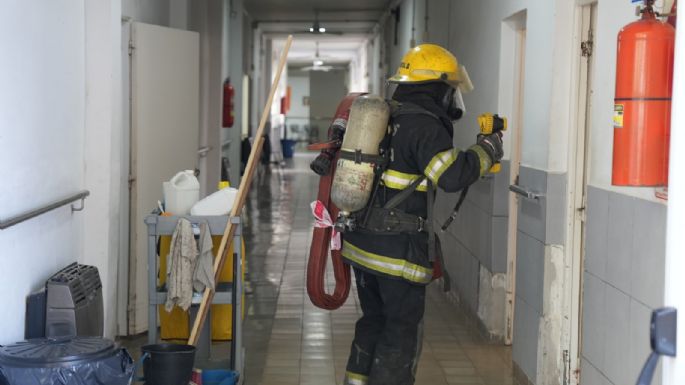 Simulacro de evacuación en el Hogar Municipal de Ancianos