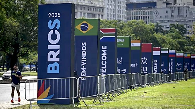 Comienza la Cumbre de Río de Janeiro (sin Argentina)