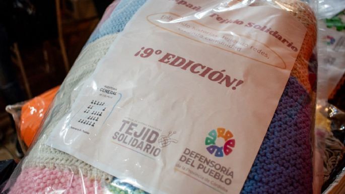 Entregaron las primeras mantas solidarias