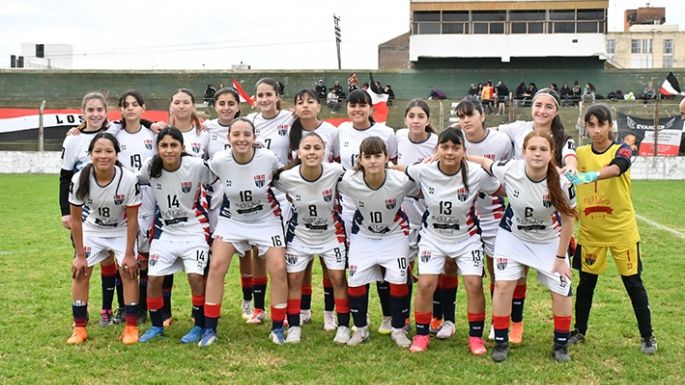 Universitario recuperó su reinado