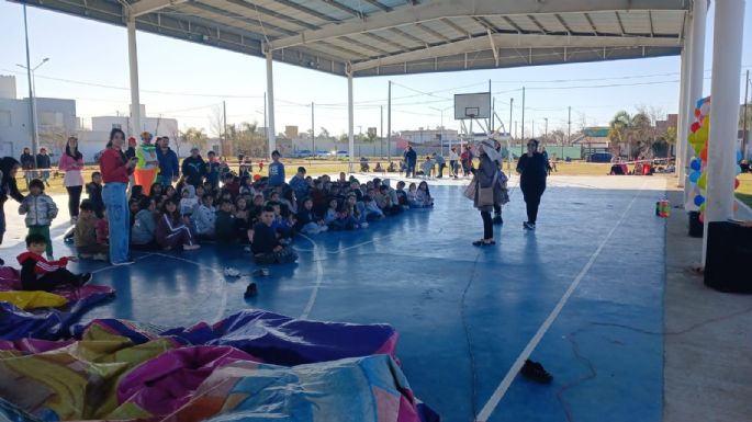 Niños disfrutaron de juegos, sorpresas y cortes de pelo