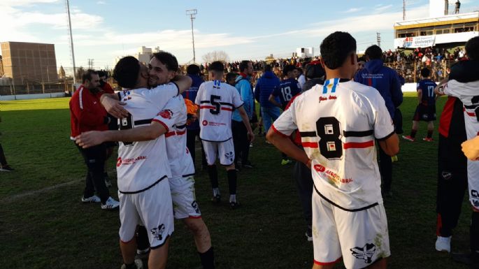 Colón gritó campeón en Plaza Ocampo