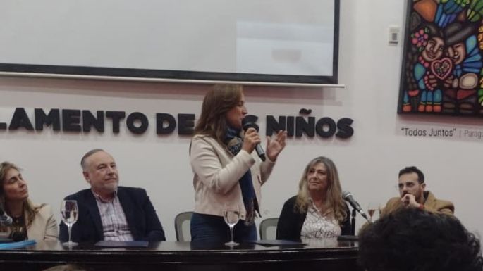 Jóvenes de cuatro departamentos protagonizaron el Encuentro de Estudiantes Legisladores