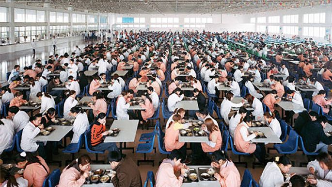 Pagan por fingir que trabajan: la extraña moda que crece entre jóvenes chinos