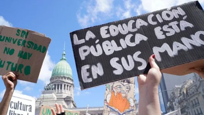 El Gobierno anunció un aumento del 7,5% para docentes universitarios