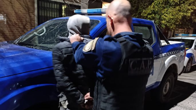Un hombre detenido por evadir un control y resistirse