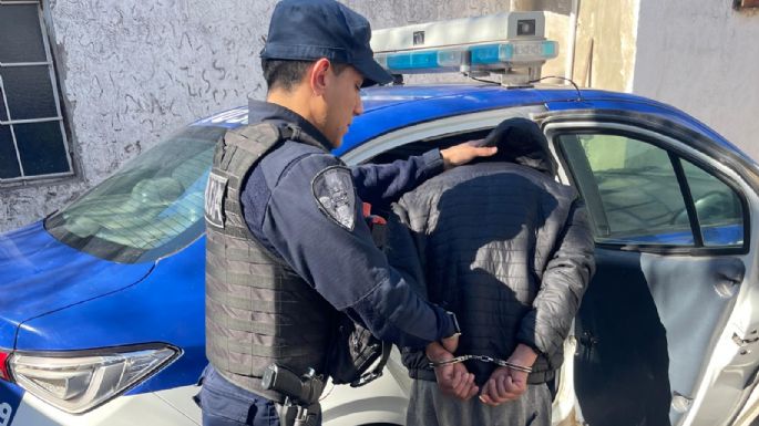 Detenidos por intentar robar un bombeador y resistirse a la autoridad