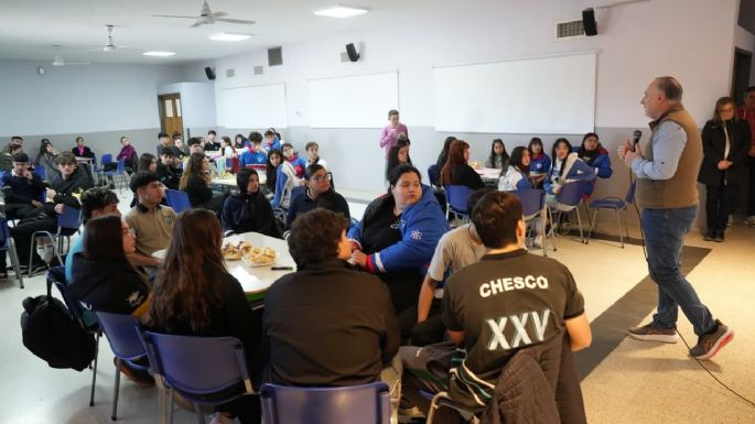 Nueve centros de estudiantes debatieron y propusieron