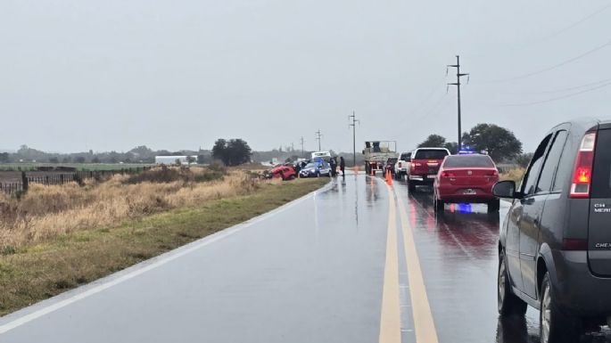 Murió una mujer tras un choque frontal entre dos vehículos