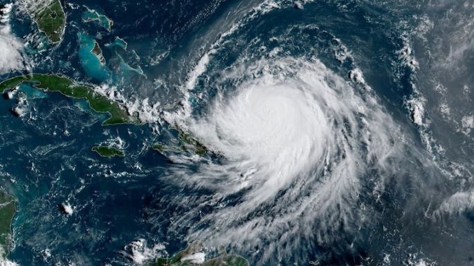 El huracán Erin enciende todas las alarmas en las islas del Caribe