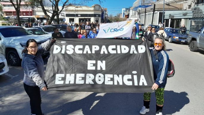 Nuevamente caminan por el microcentro por las personas con discapacidad