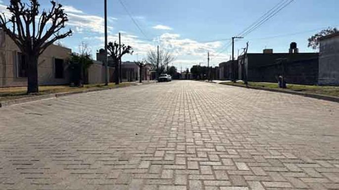 Finalizaron el adoquinado en calles de zona residencial