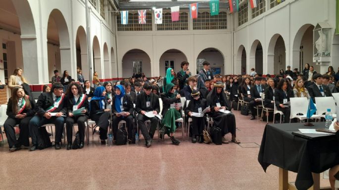 Más de 270 estudiantes participan del VIII Modelo de Naciones Unidas