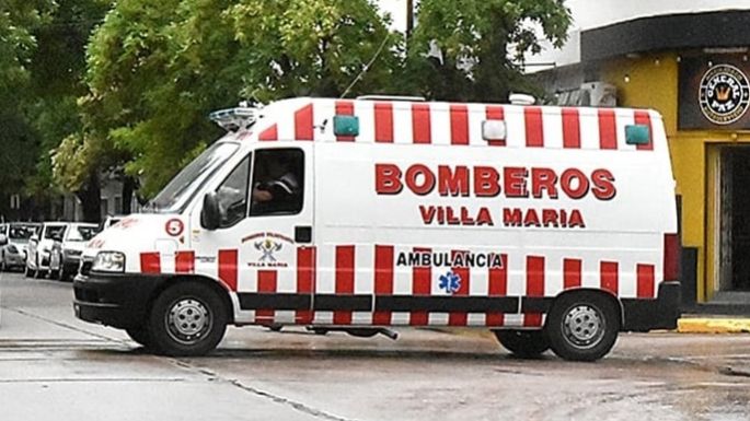 Embistió a una motociclista  y se dio a la fuga sin asistirla