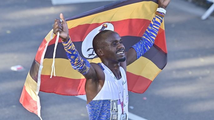 Kiplimo ganó con récord
