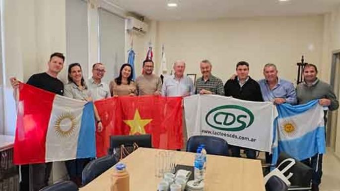 Comitiva para afianzar  vínculos con Vietnam
