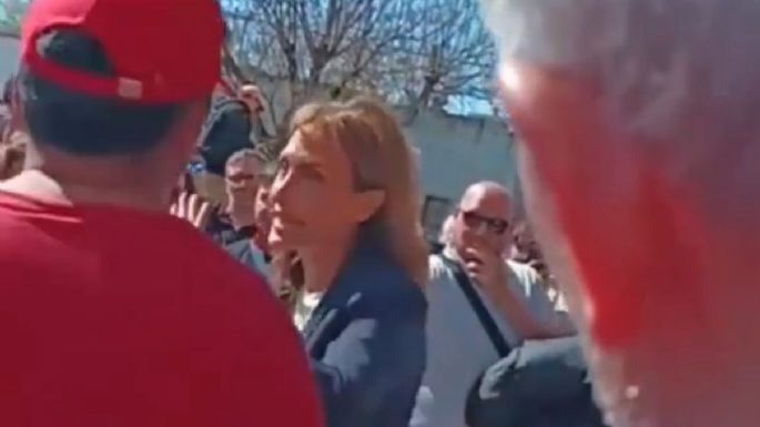 Trabajadores en huelga echaron a la senadora libertaria Florencia Arietto