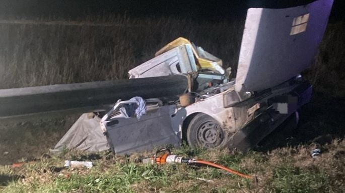 Murieron tres niños y un adulto en un grave choque