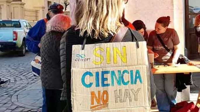 El Conicet se mostró en la plaza