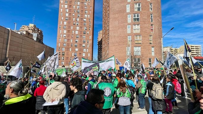 Con la CTA Villa María en la protesta, liberaron al dirigente Federico Giuliani
