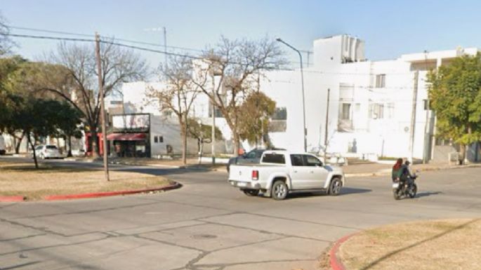 Una mujer con traumatismo de cráneo tras accidentarse en la ciudad