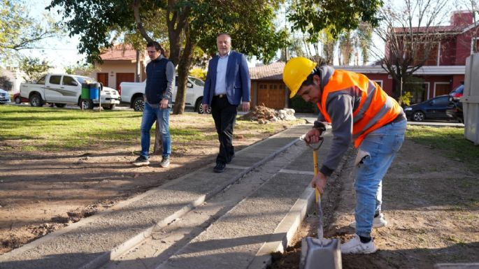 Accastello supervisó la obra de la Playa Accesible en Santa Ana
