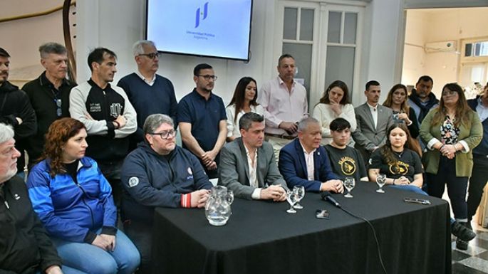 Las universidades marchan en contra del desfinanciamiento