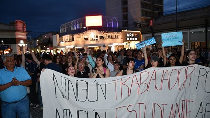 El reclamo universitario en la ciudad se convirtió en festejo
