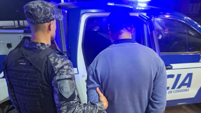 Robó una caja registradora y, a los dos días, chocolates en otro local