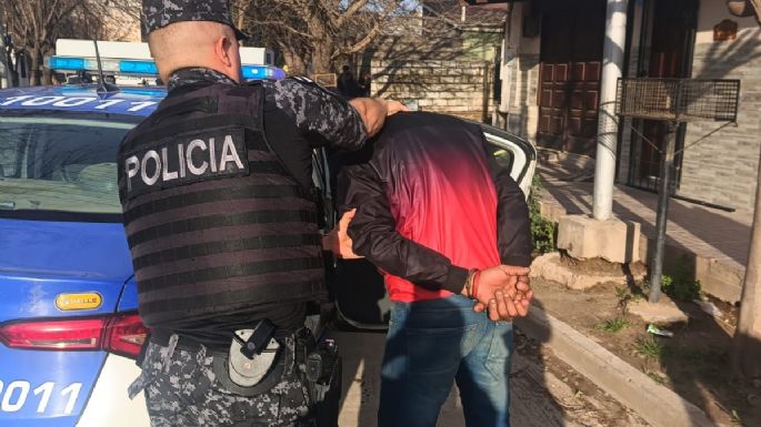 Hurtaron en un polirrubro y fueron detenidos poco después