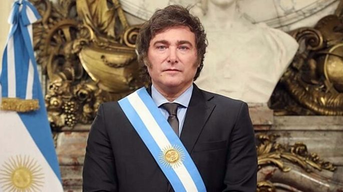 La imagen positiva de Milei cayó al 39%