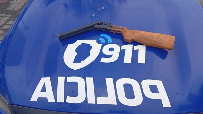 Detenido cuando llevaba una escopeta recortada