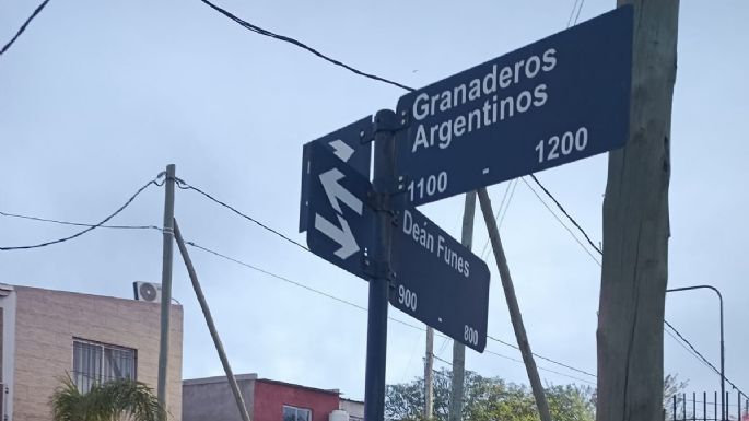 Una mujer tuvo una grave lesión al chocar en moto
